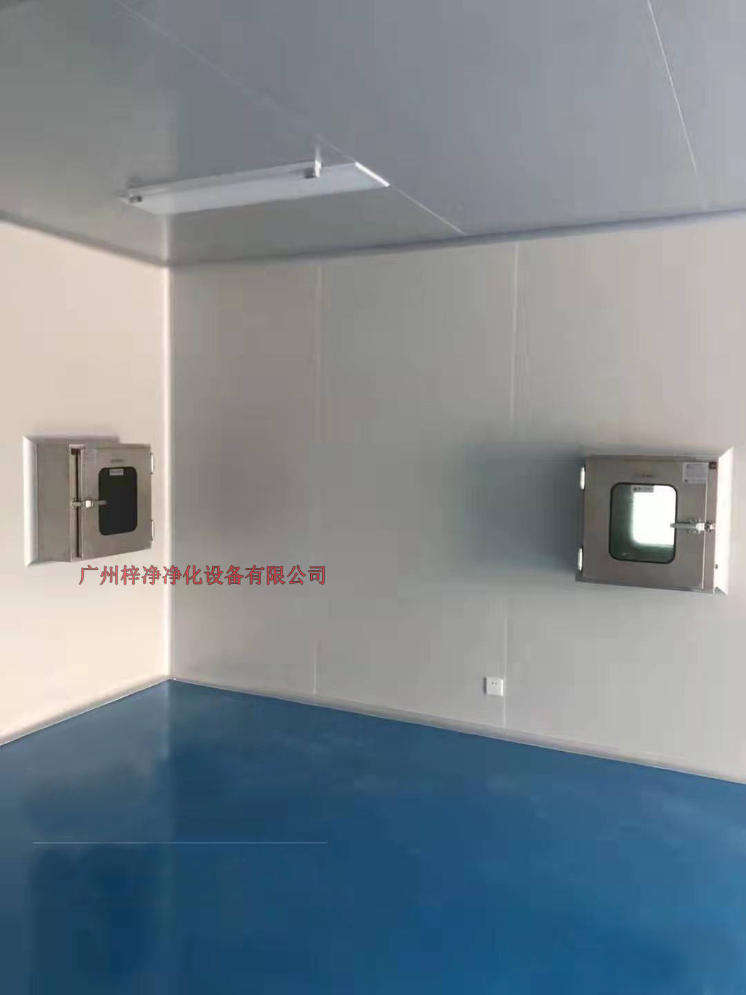 實(shí)驗(yàn)室普通傳遞窗產(chǎn)品安裝實(shí)拍圖 實(shí)驗(yàn)室普通傳遞窗產(chǎn)品安裝實(shí)拍圖